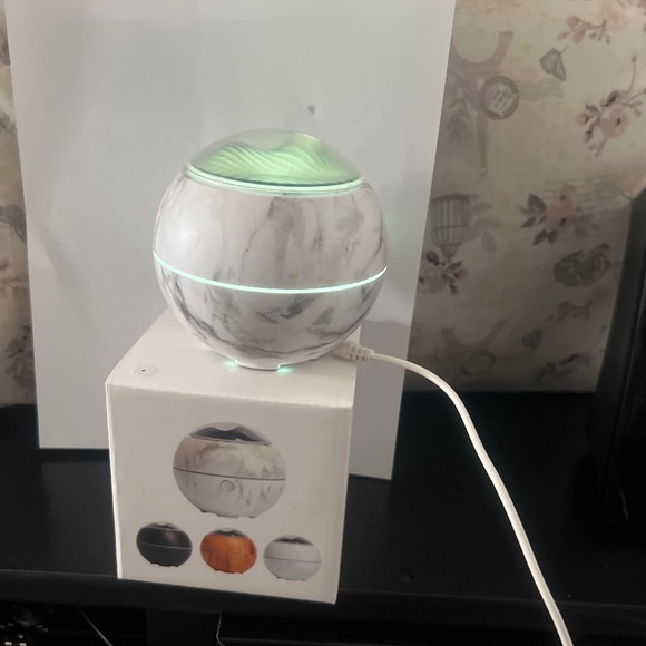 Oil diffuser - Picture 2 of 4